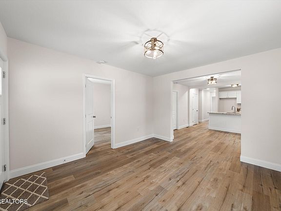 5th image of 421 Avenue C
