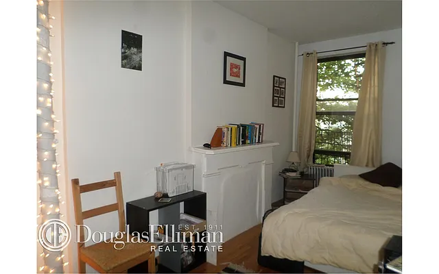 Rented by Douglas Elliman | media 29