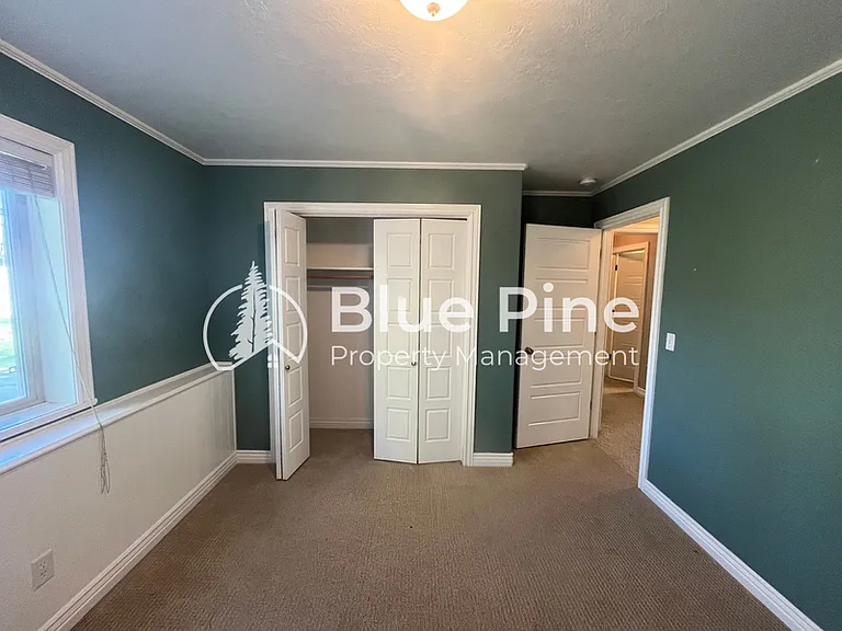 1941 N Oakbrook Rd — Photo 23