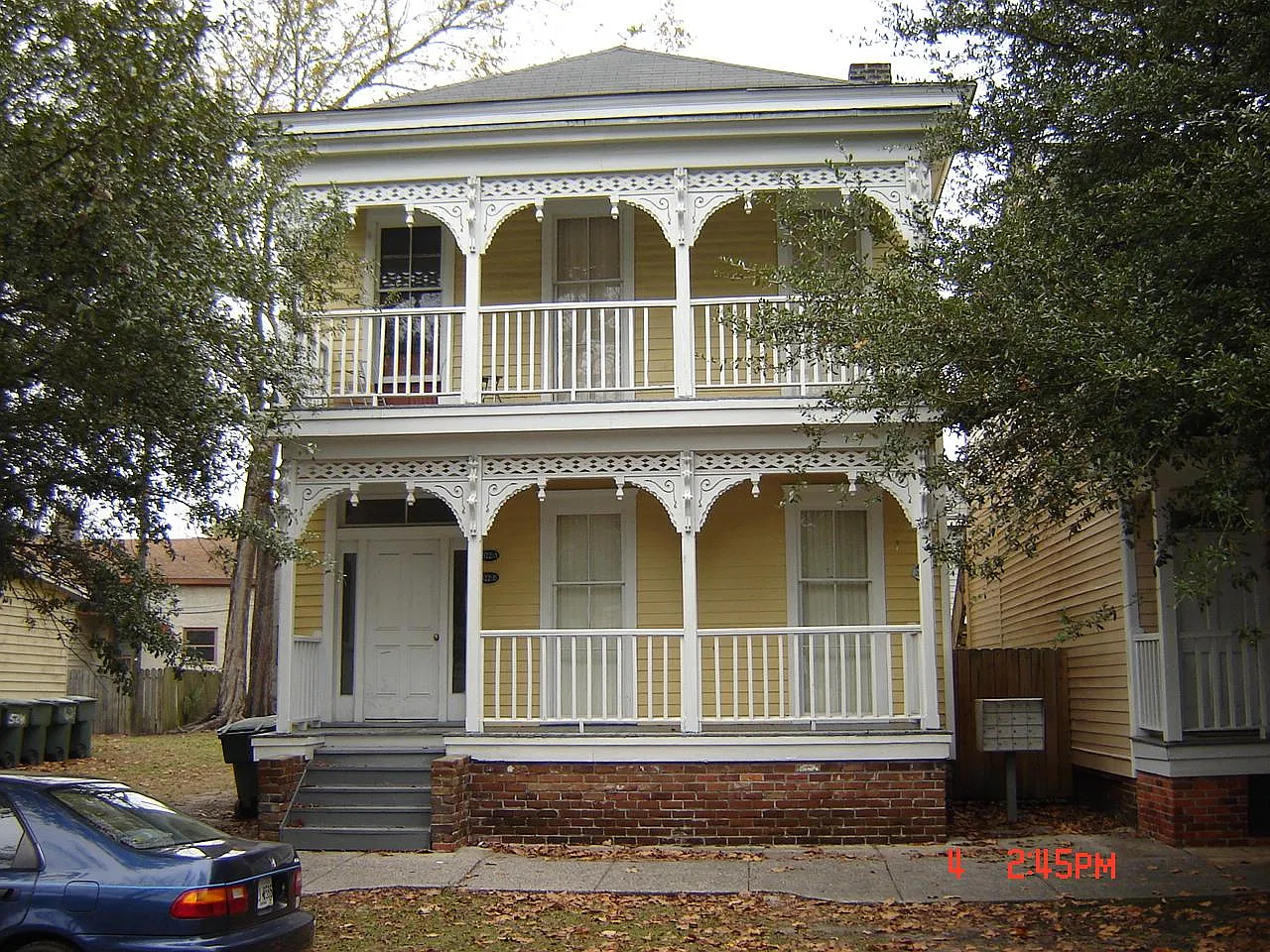3 bed, 1015 sqft, $1,900 — Photo 1