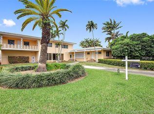 4400 Pine Tree Dr, Miami Beach, FL 33140