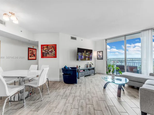 9066 SW 73rd Ct APT 908, Miami, FL 33156