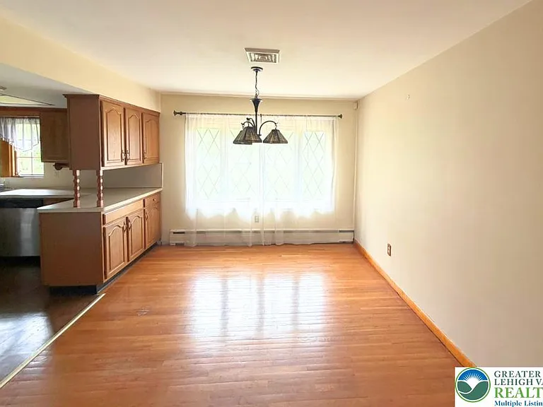 510 Zucksville Rd — Photo 6