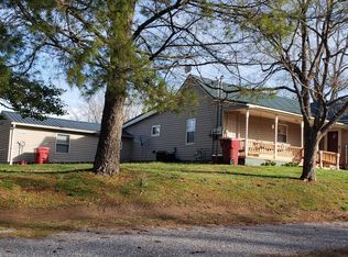 613 Collins Dr #13B, Johnson City, TN 37604