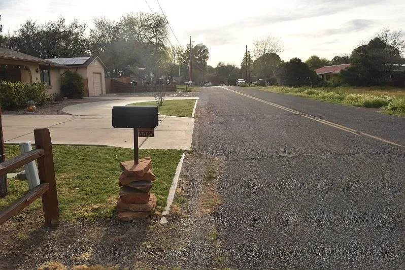 Great peaceful neighborhood. - 3375 E Montezuma Ave