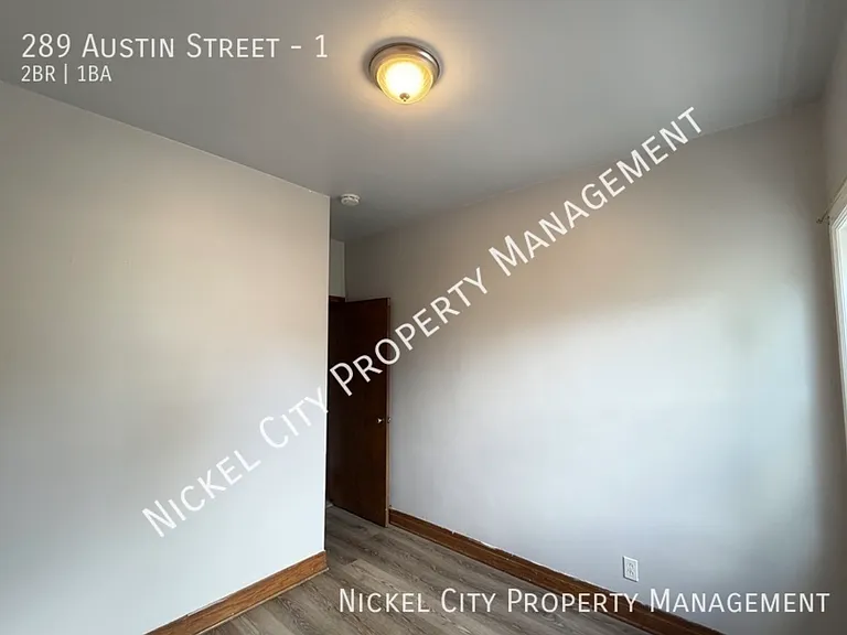 289 Austin St #1 — Photo 11