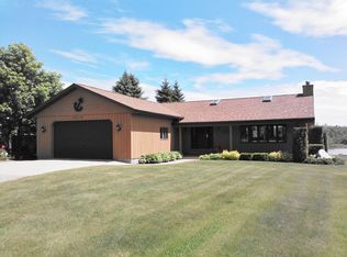 2215 Riverside Dr, Sault Sainte Marie, MI 49783