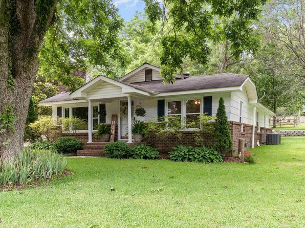 2701 4th Ave N, Clanton, AL 35045