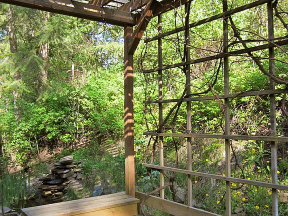4th image of 18049 W Riverview Dr