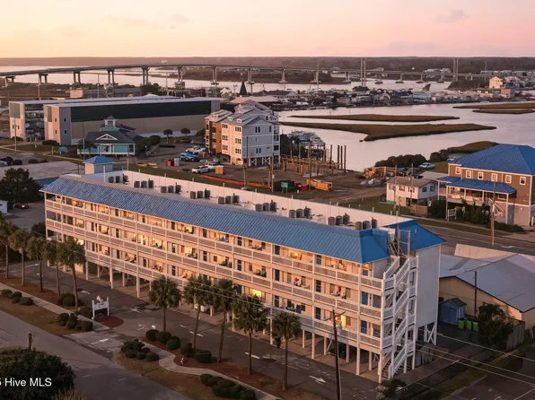 305 N Topsail Drive #5, Surf City, NC 28445