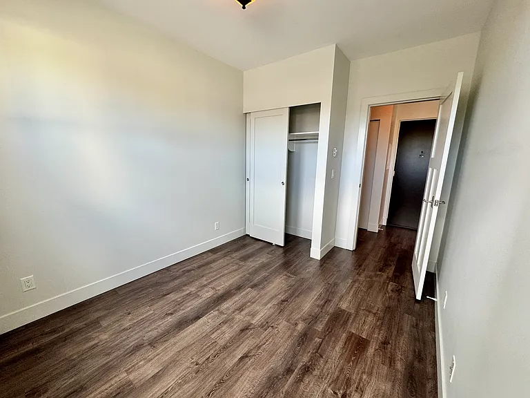 166 E 11th Ave #8 — Photo 54