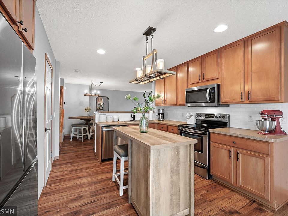 1st image of 4850 149th St N Unit 1