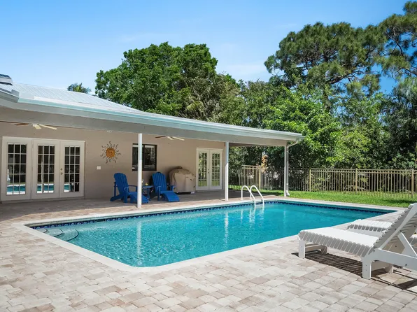 2605 NE Cypress Lane, Jensen Beach, FL 34957