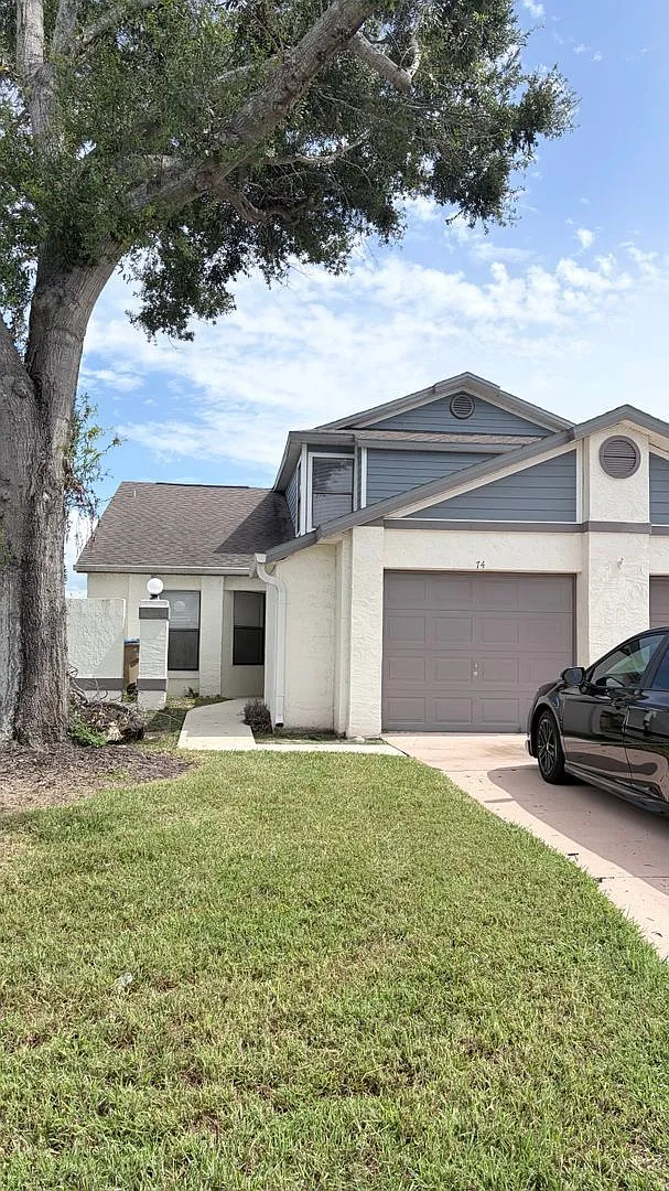 3 bed, 2.5 bath, 1471 sqft, $2,195 — Photo 1