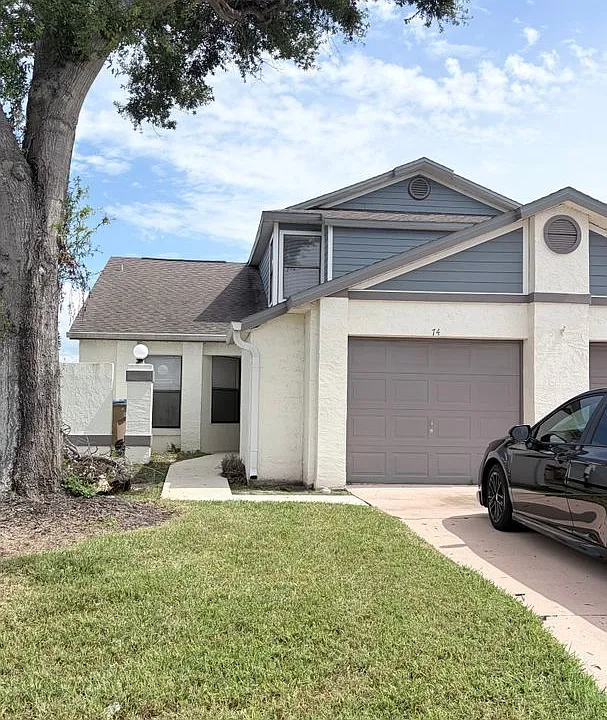 74 Lakepointe Cir