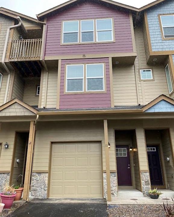 1st image of 475 SE 35th St Unit B11