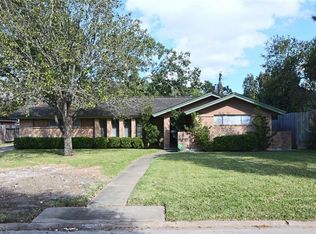 7802 Valley View Ln, Houston, TX 77074