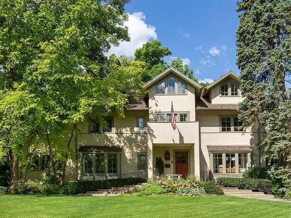 1080 Fisher Crescent Ln, Winnetka, IL 60093