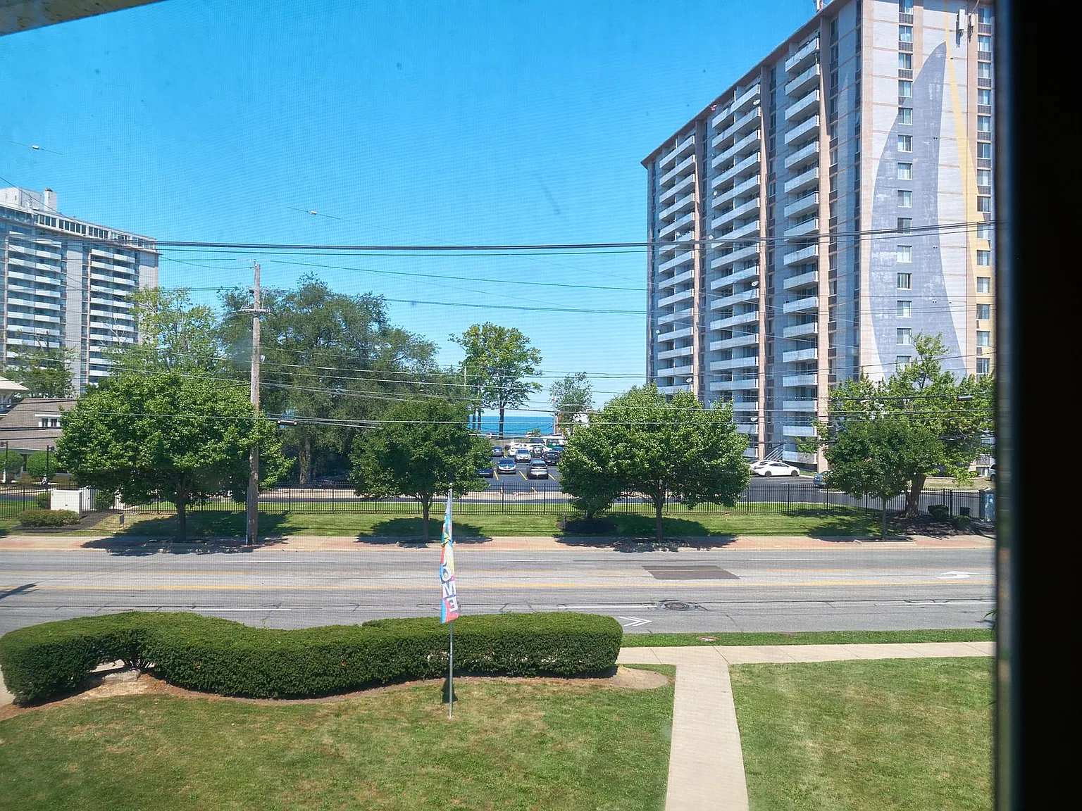 Sunrise Apartments — Photo 1