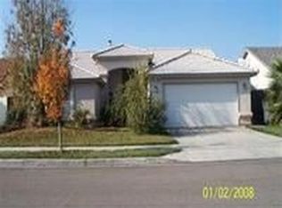 1044 Shannon Ave, Madera, CA 93637