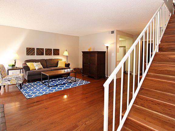 3rd image of 530 W Foothill Blvd Unit C