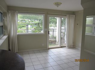 810 Ahuwale St, Honolulu, HI 96821