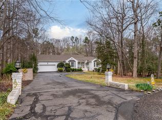11501 Teterling Rd, Chester, VA 23831