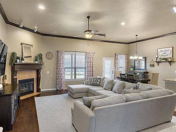 5th image of 1433 Glenolde Pl