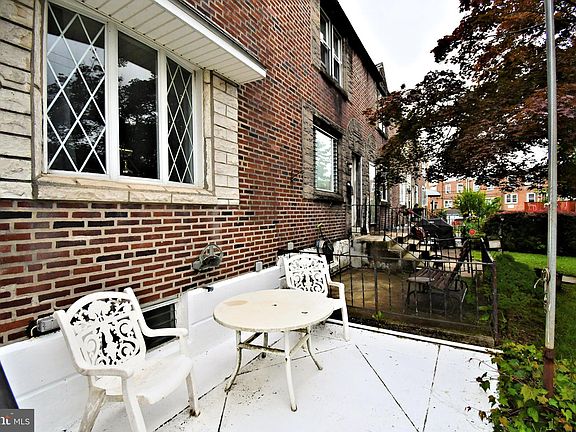 4th image of 408 Spruce St