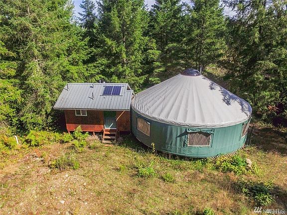 3rd image of 16111 Lemuria Ln SE
