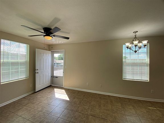 4th image of 296 Ferrule Dr
