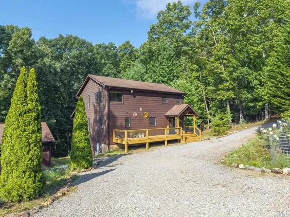 72 Gibbs Trl, Mineral Bluff, GA 30559