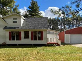 10409 S 17th Rd, Cadillac, MI 49601