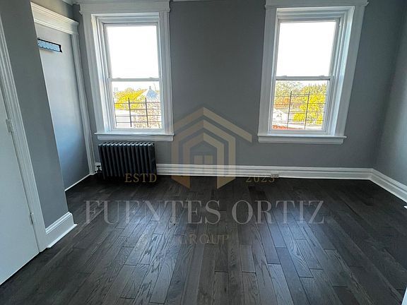 4th image of 216 Bloomfield Ave Floor 6-3
