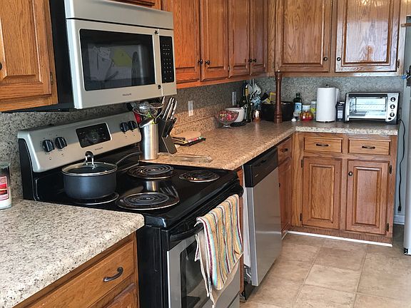 5th image of 217 Quail Ln