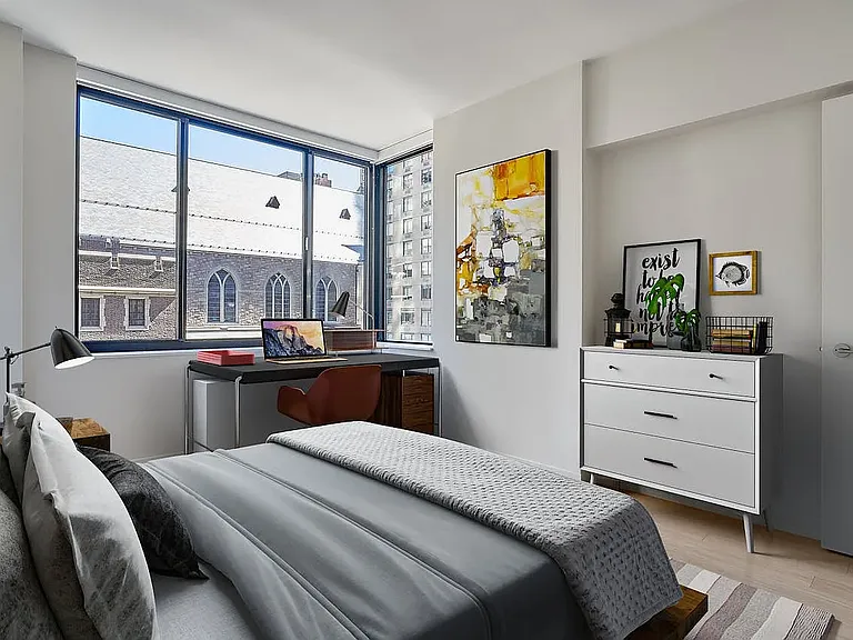 Columbus Cir #N5A — Photo 3