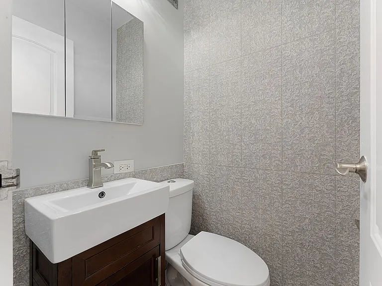 The Duplex Tower — Photo 42