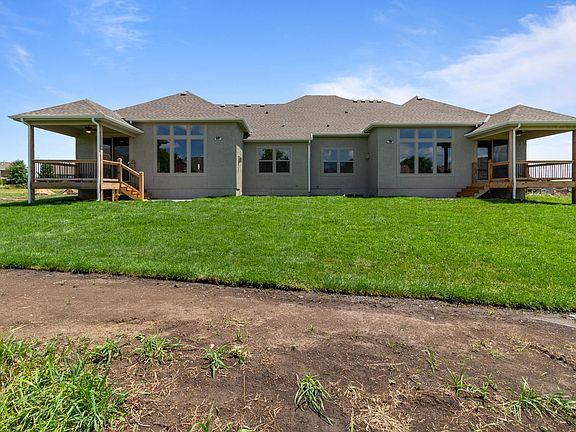 Exterior Images from Paired Villa Prescott