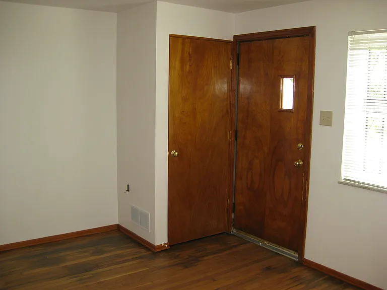 7 Johnson St — Photo 15