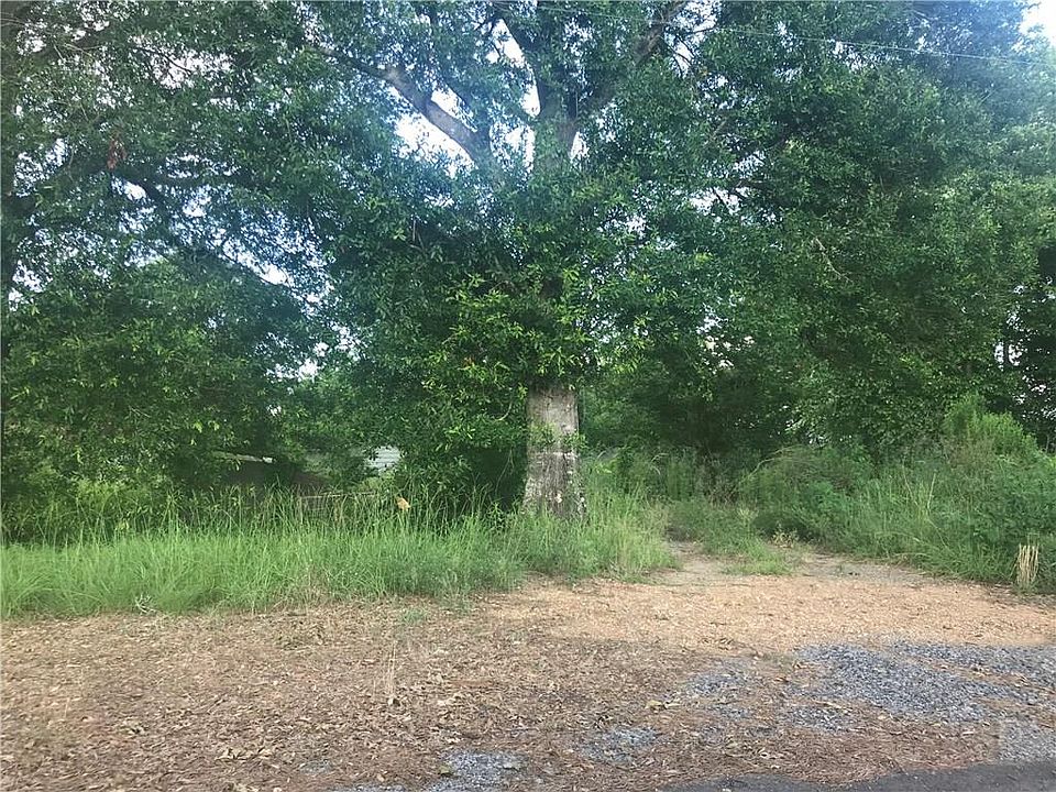 2nd image of 27284 Kings Farm Rd