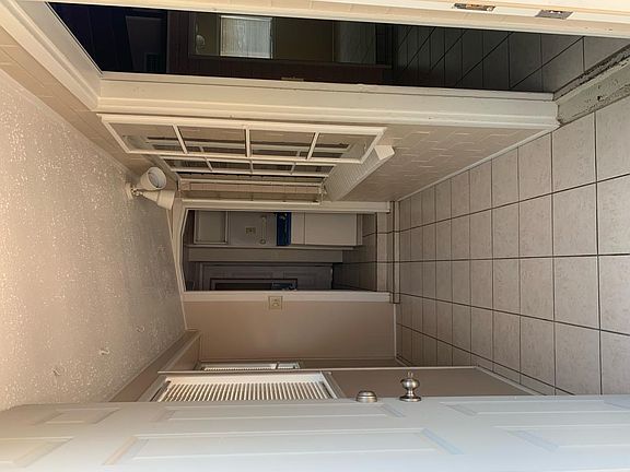 5th image of 1120 E Glenn St #Glenn1120-