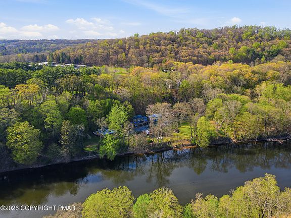 3rd image of 170 Eilenberger Landing Ln