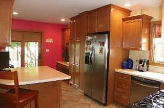 5th image of 9942 S Artesian Ave