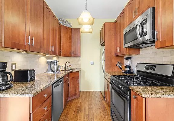 5th image of 1580 Amsterdam Ave APT 34