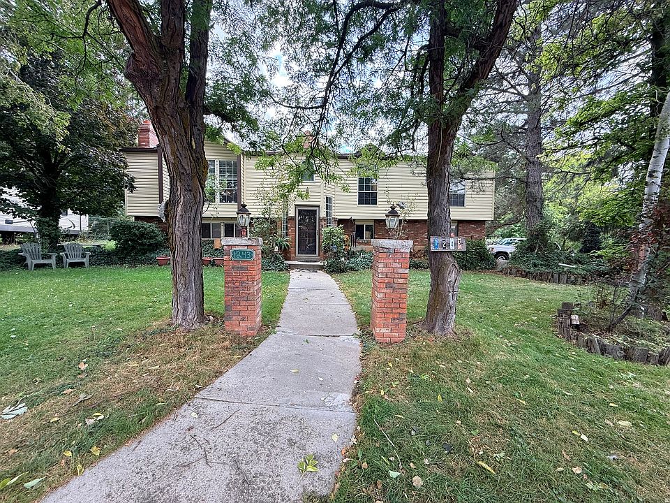 1st image of 1243 33rd St
