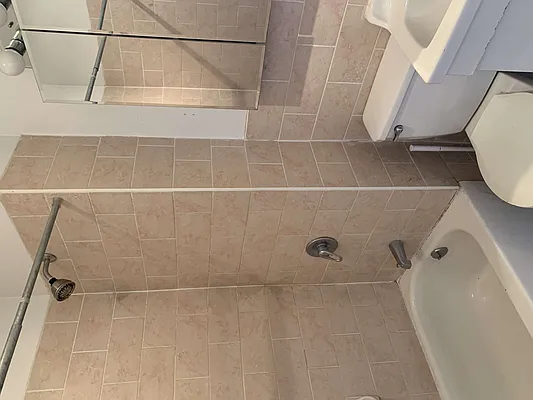 Rented by Flatiron Real Estate Advisors LLC | media 23