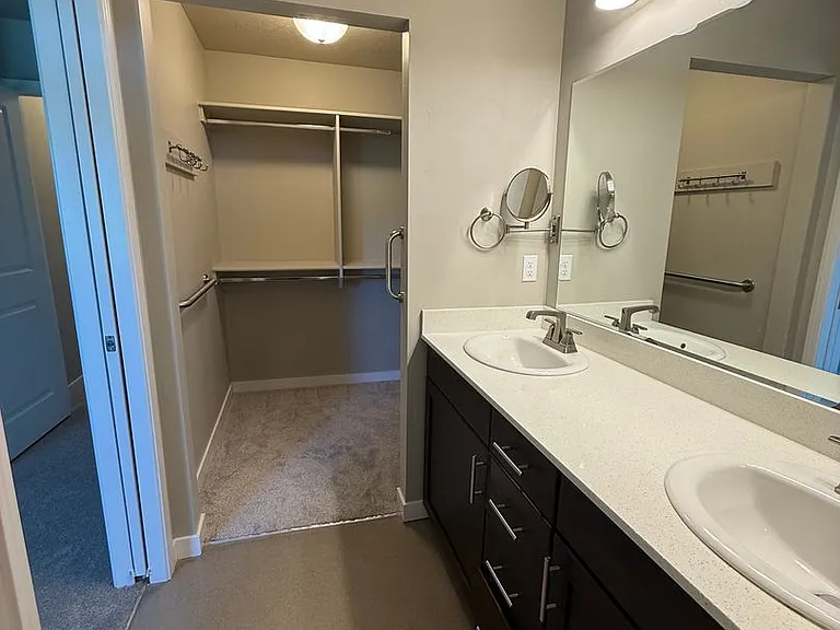 2839 E Apricot Dr — Photo 11