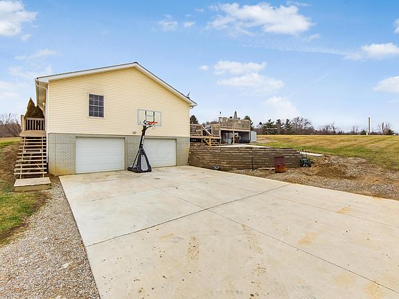 3rd image of 5052 Township Road 383