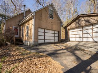 4011 NE Garden Dr, Knoxville, TN 37918