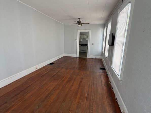 135 W Seneca St